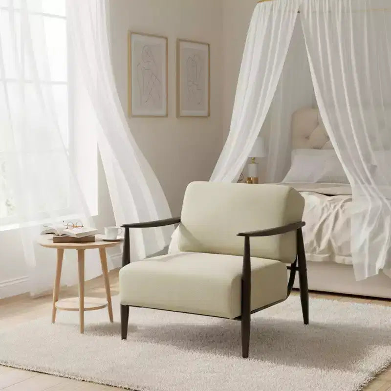Fauteuil moderne de style médiéval