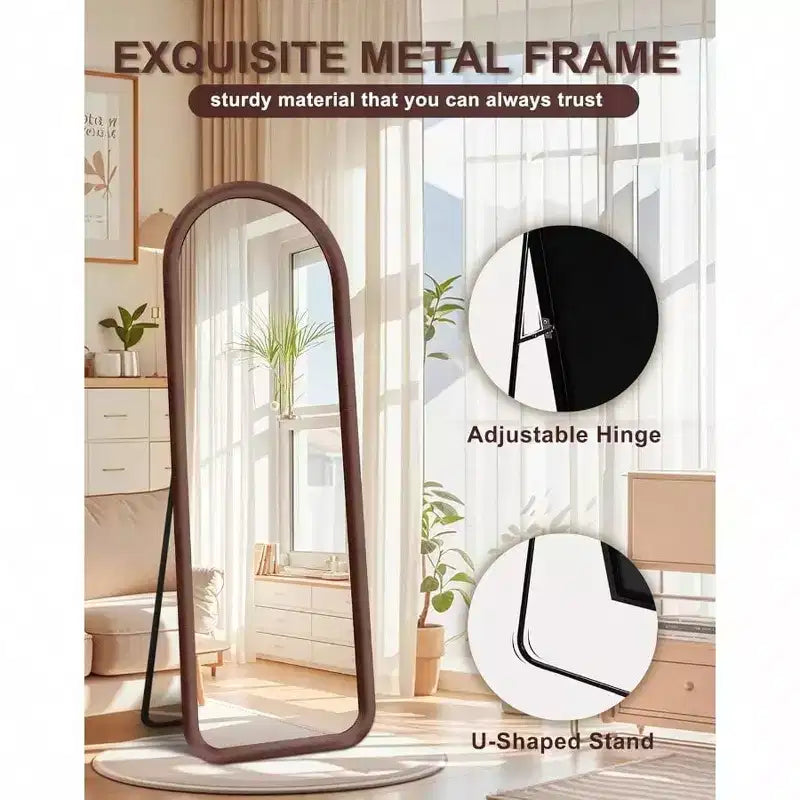 Miroir incurvé pleine longueur