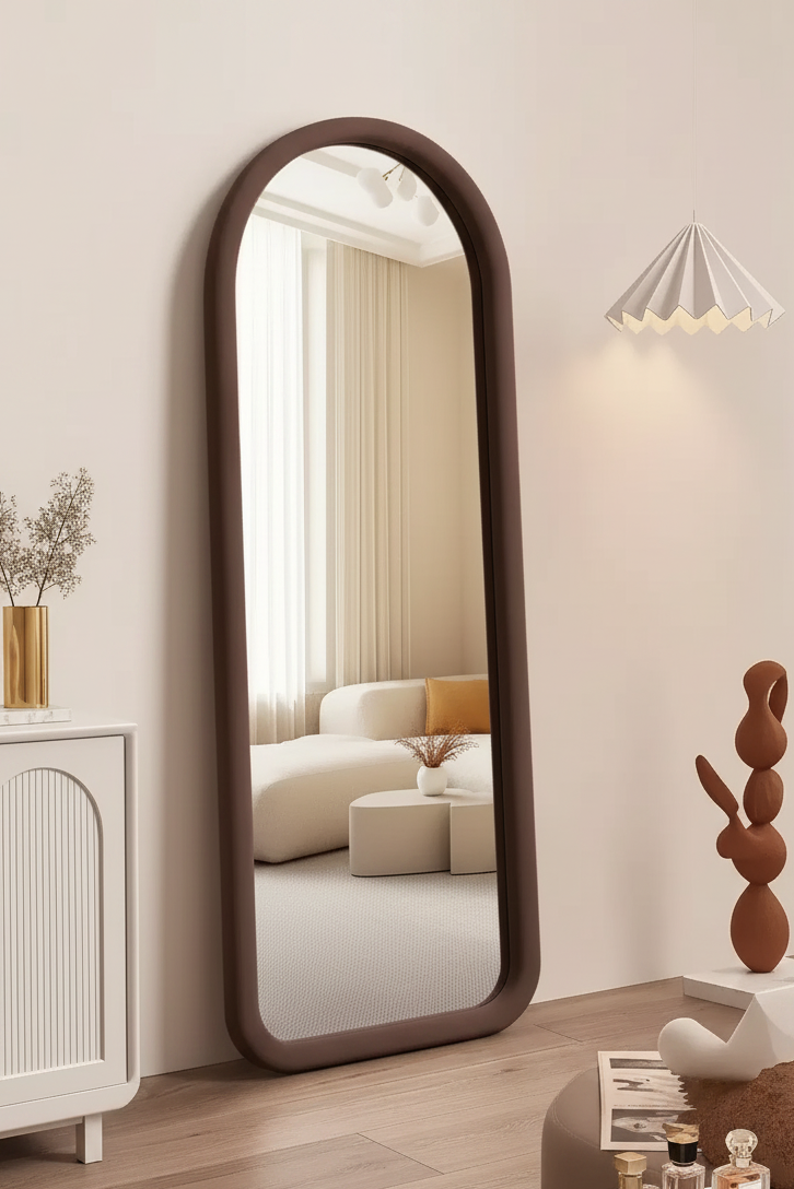 Miroir incurvé pleine longueur